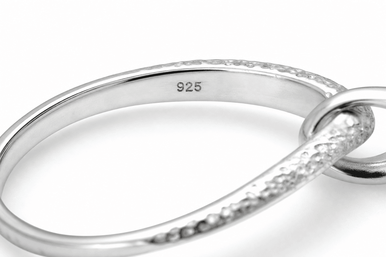 Sterling Silver (925)